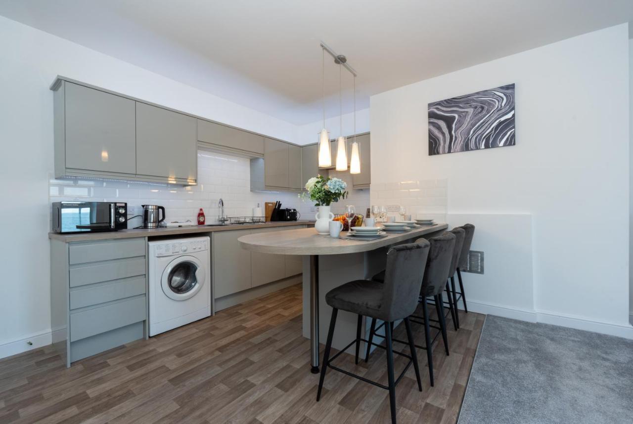 Sea Views Modern Two Bedroom Apartment Лоустофт Екстер'єр фото