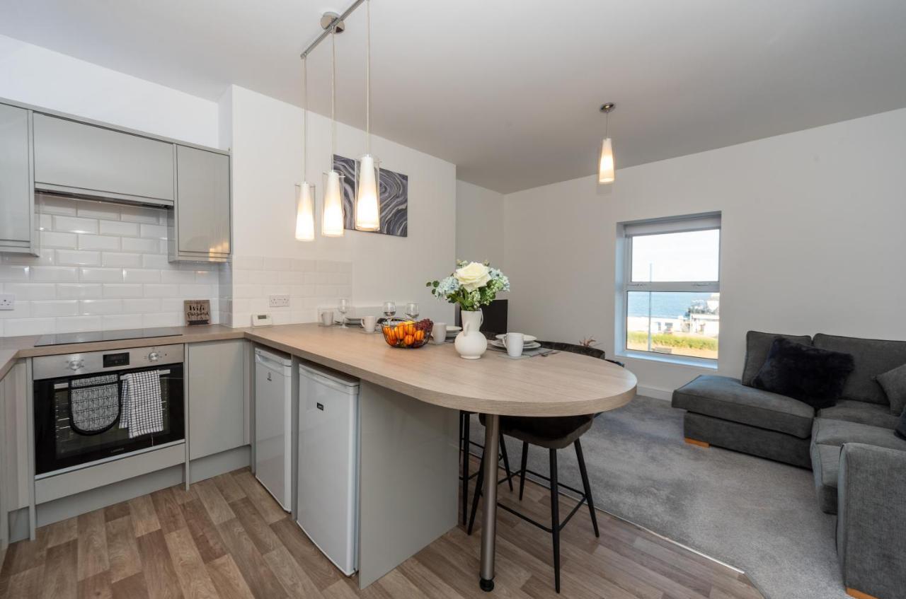 Sea Views Modern Two Bedroom Apartment Лоустофт Екстер'єр фото