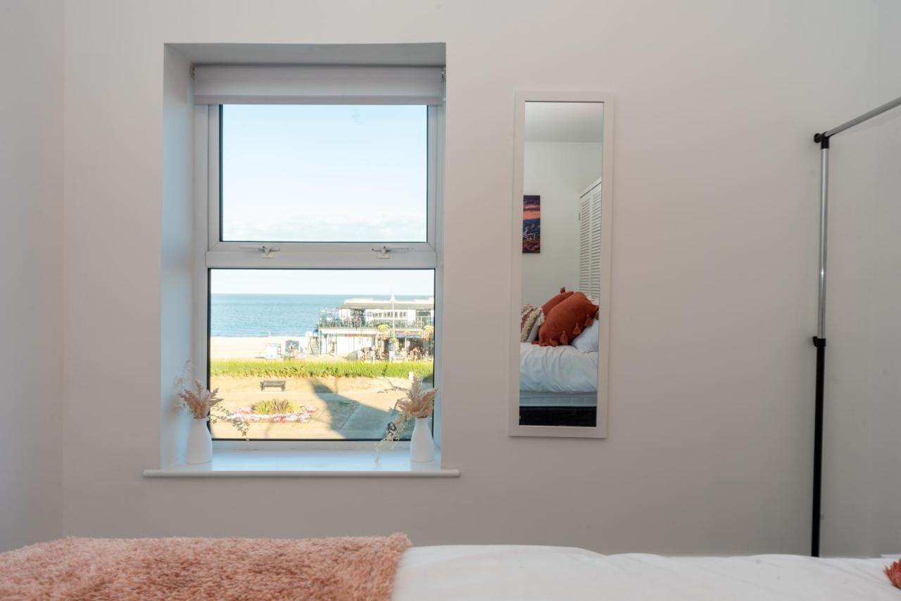 Sea Views Modern Two Bedroom Apartment Лоустофт Екстер'єр фото