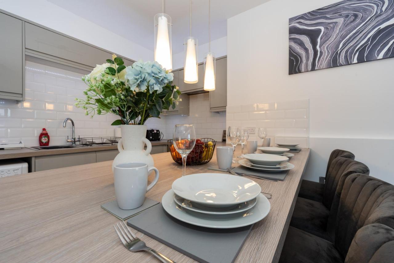 Sea Views Modern Two Bedroom Apartment Лоустофт Екстер'єр фото